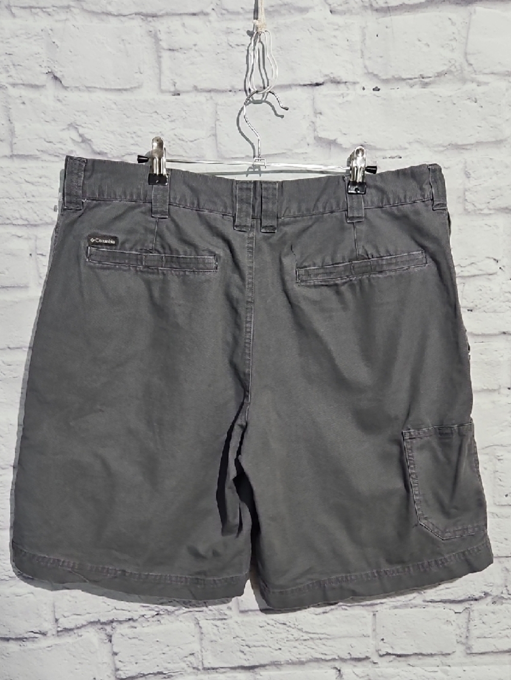 Columbia Men's Gray Flat Front Casual Shorts - Picture 6 of 10
